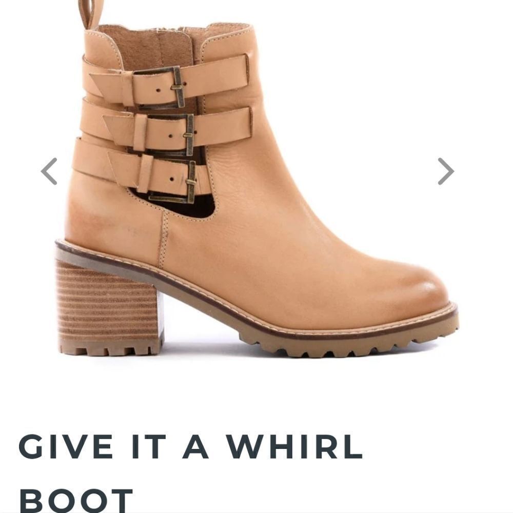 NWOB Seychelles Give it a Whirl buckle booties